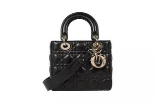 2017新春皮具訂購會 全球熱門品牌爆款集結，服裝飾品批發盛典，附贈火辣福利